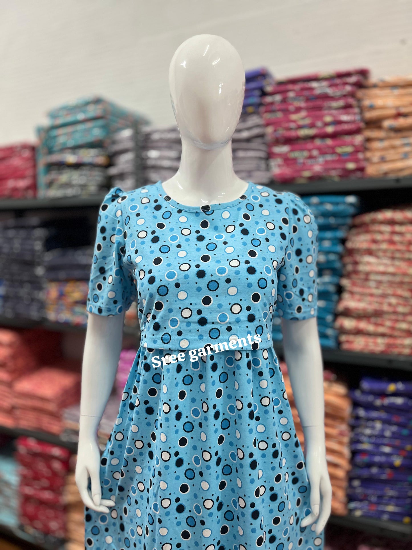 Zipless maternity and feeding wear - ankle length round