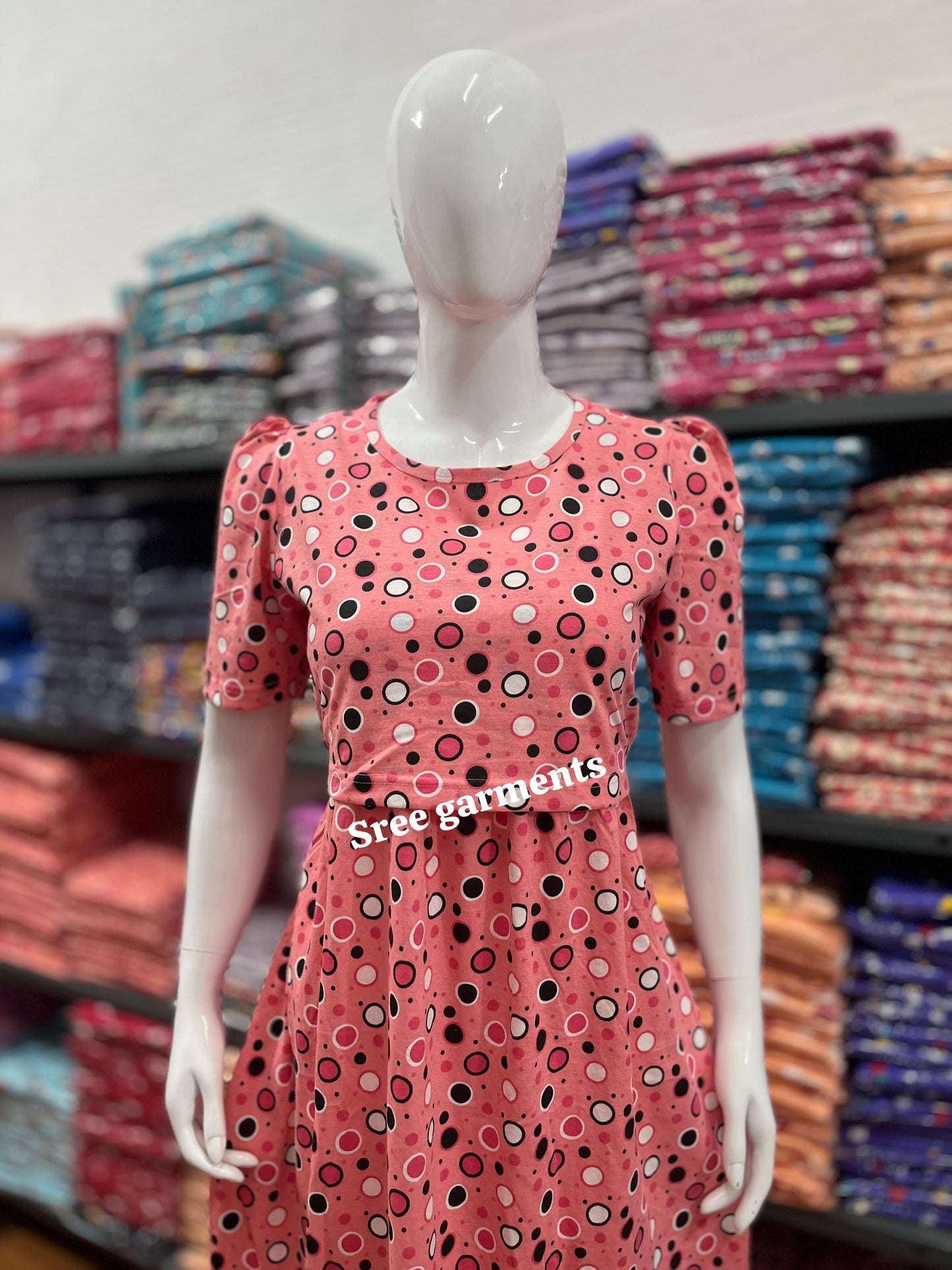 Zipless maternity and feeding wear - ankle length round