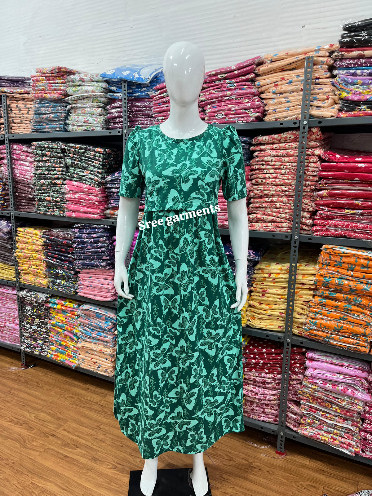 Zipless maternity and feeding wear - Full Length b